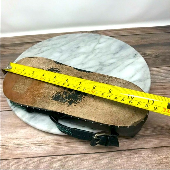 NWOT L.A.M.B. Bellatrix Black Leather Strappy Sandals🌵 - Picture 8 of 8